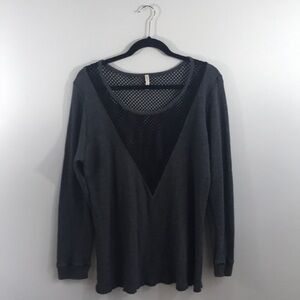 LF Emma & Sam Long Sleeve Mesh V Top Small